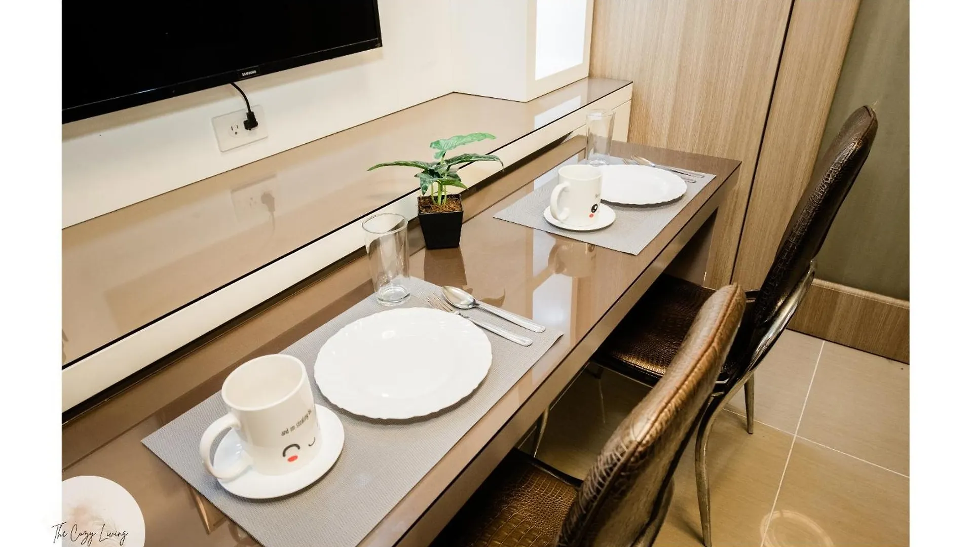 Aparthotel Staycation Near Sm Moa Manila